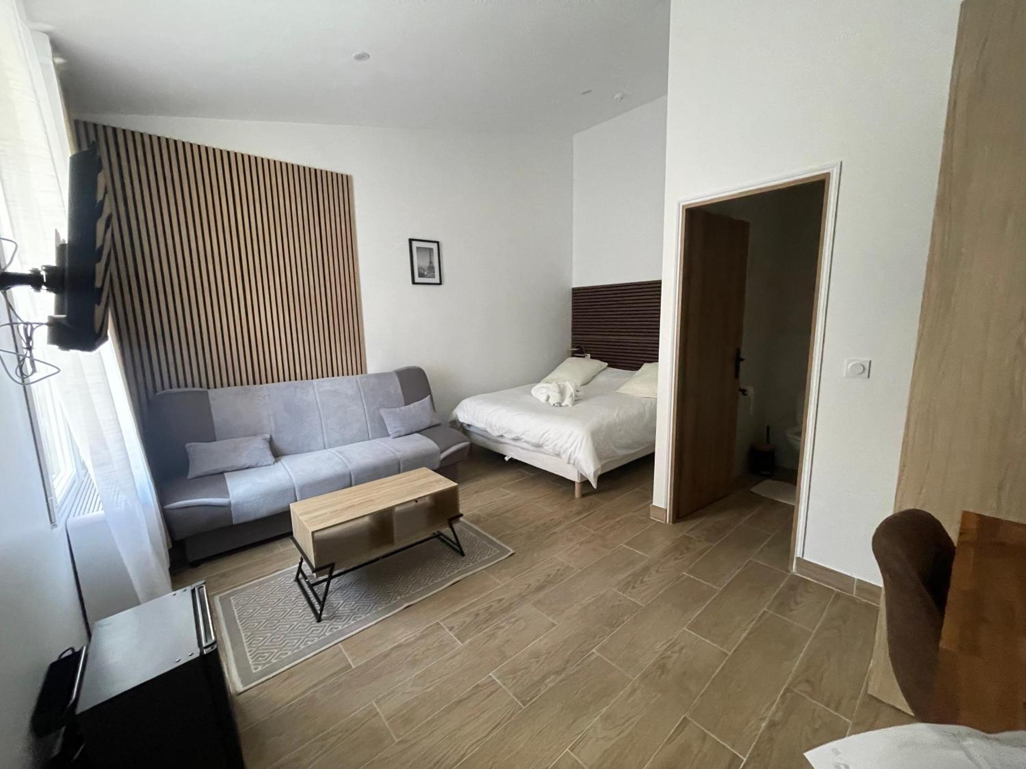 Hotel Du Parc Canal - Stade De France 圣但尼 外观 照片