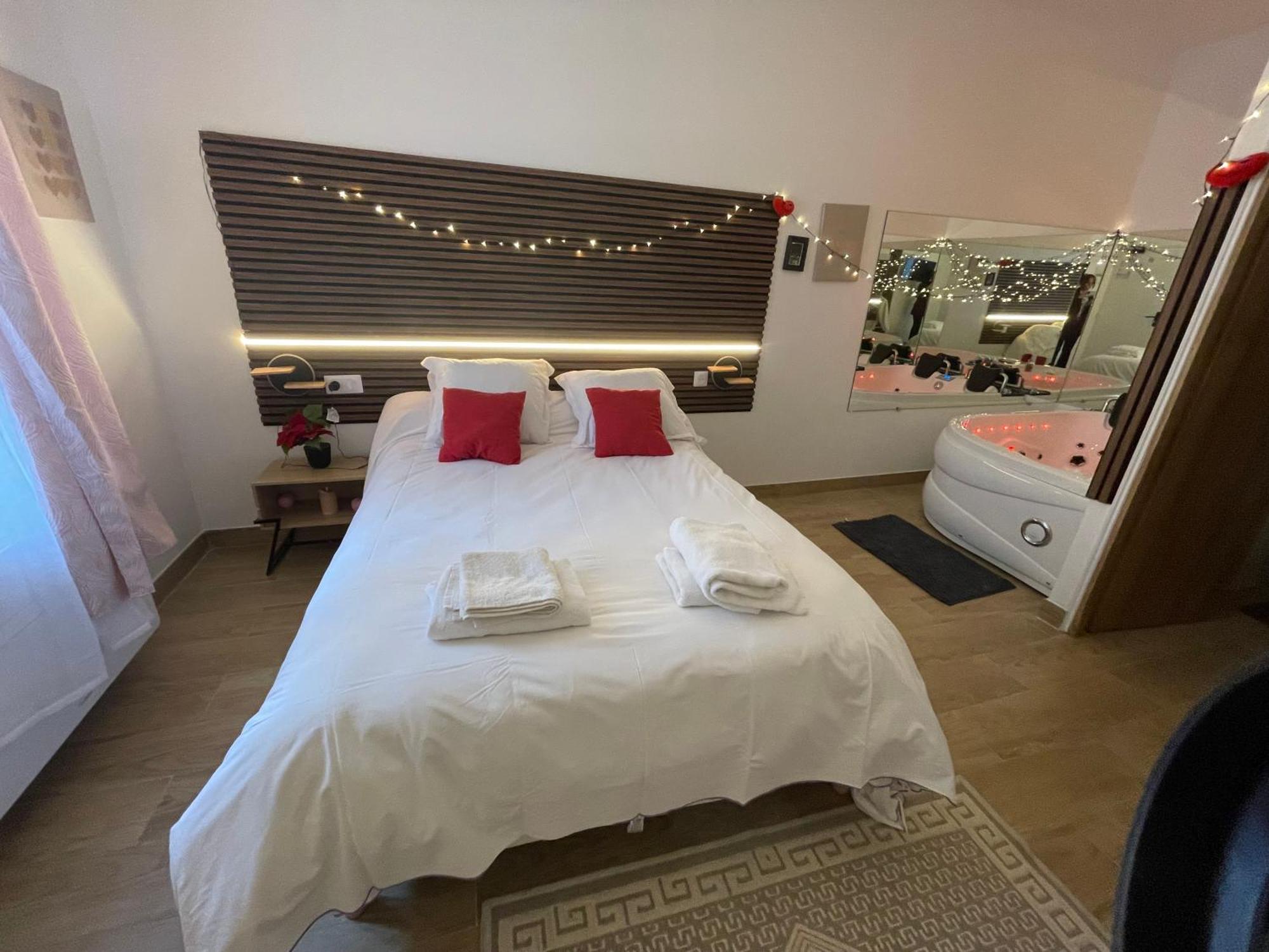 Hotel Du Parc Canal - Stade De France 圣但尼 外观 照片