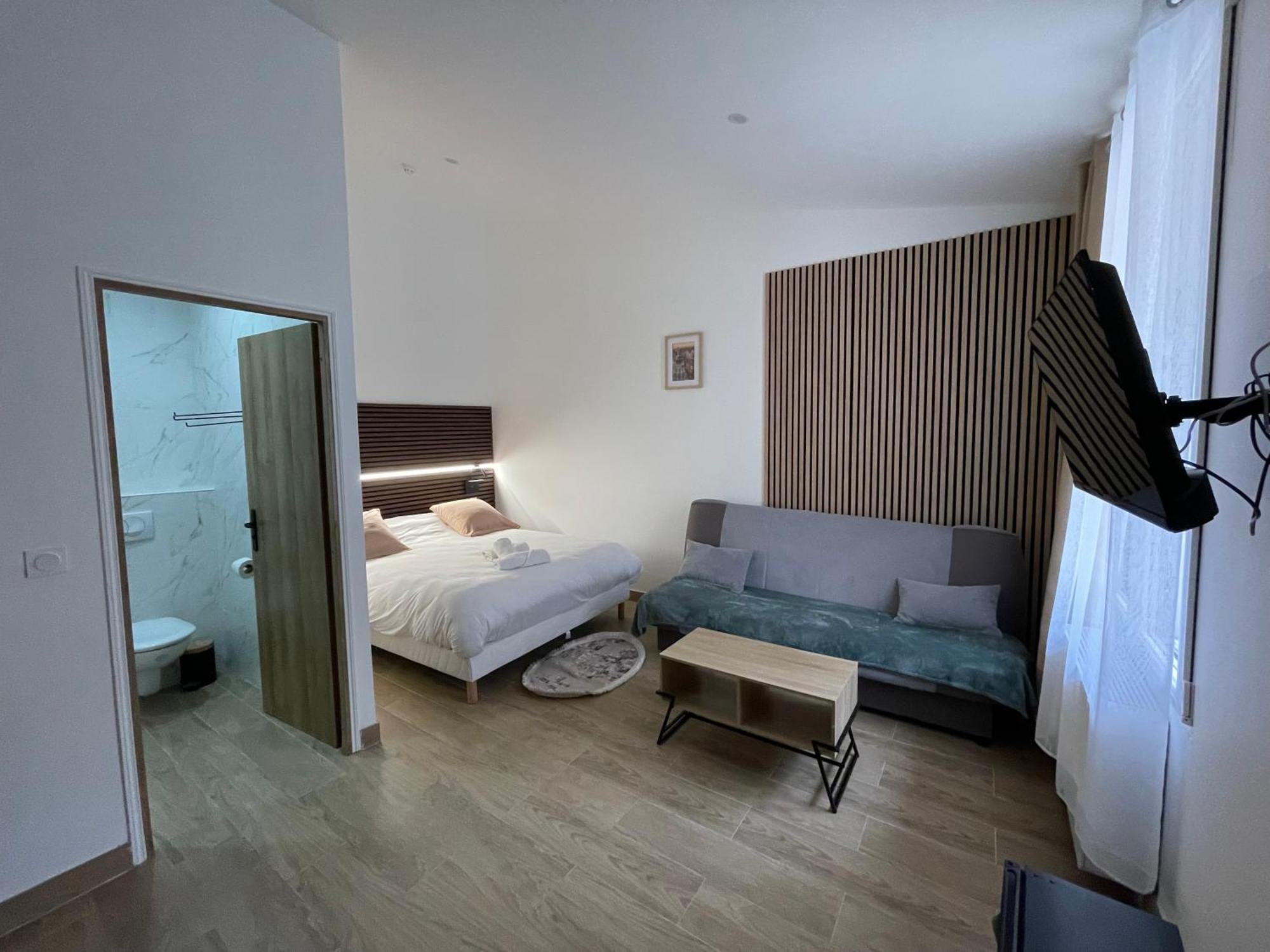 Hotel Du Parc Canal - Stade De France 圣但尼 外观 照片