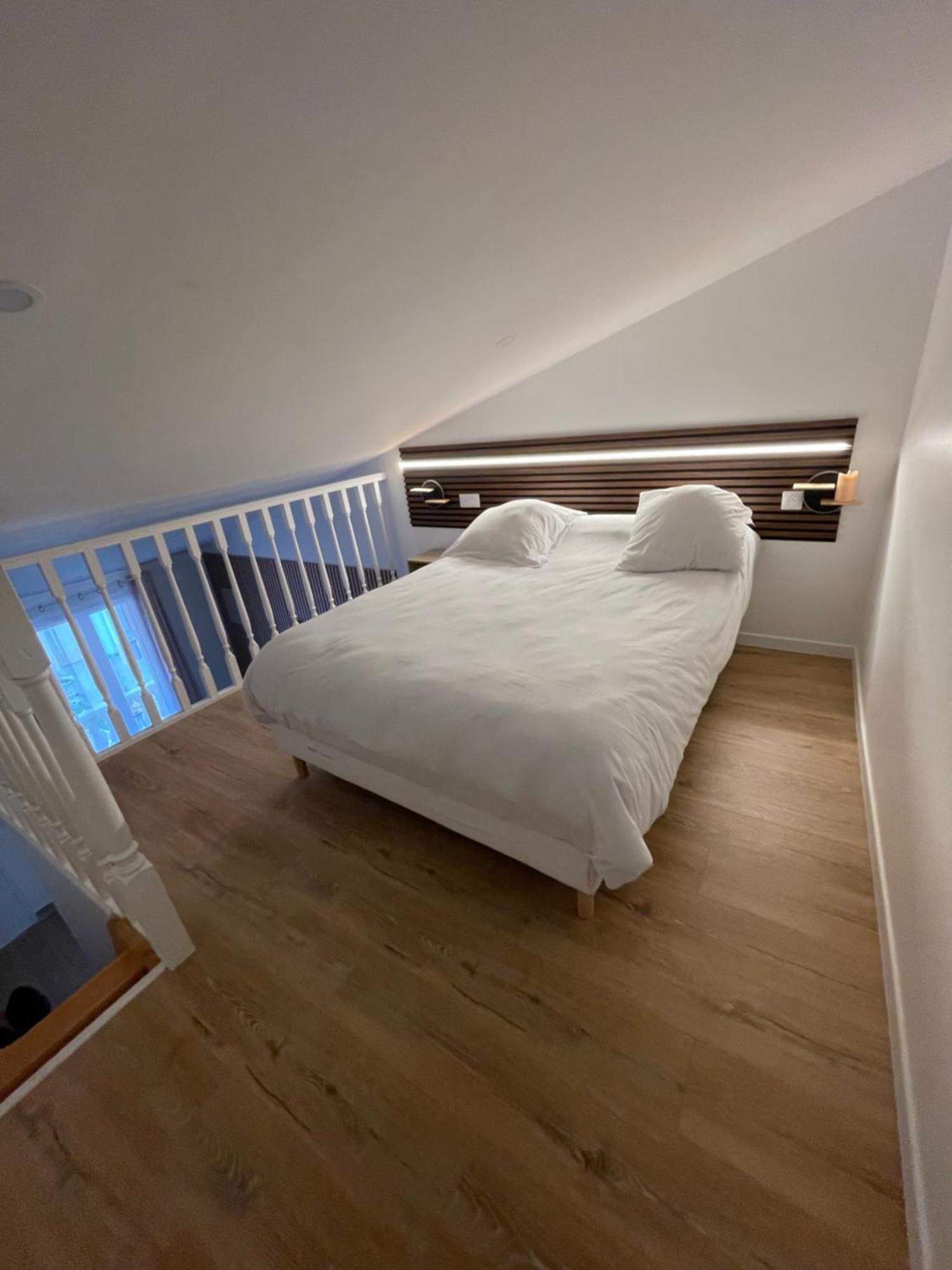 Hotel Du Parc Canal - Stade De France 圣但尼 外观 照片